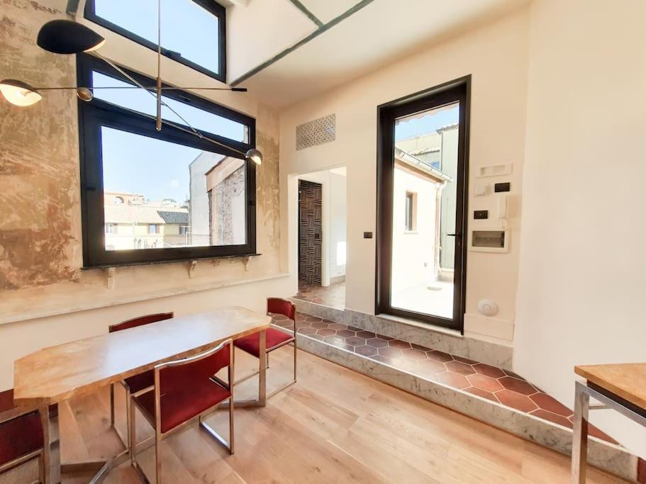 Boutique Penthouse with terrace, Spanish Steps Rome Extérieur photo